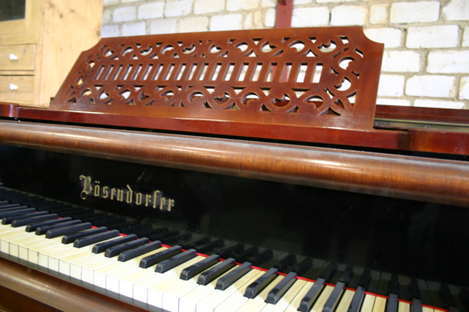 Stutzflügel Bösendorfer