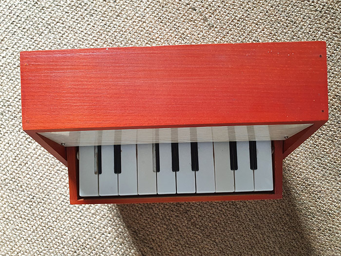 ToyPiano Musikus-Studio 'Gongklang', Pianino-Form, Klangstäbe