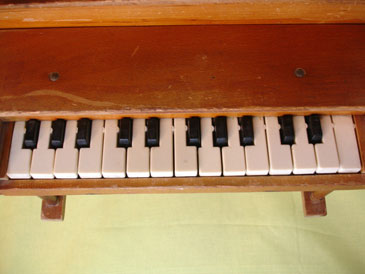 Toypiano Schoenhut