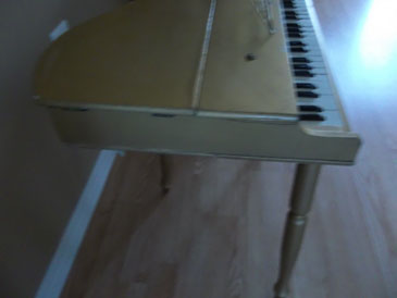 Toypiano Schoenhut goldene Serie